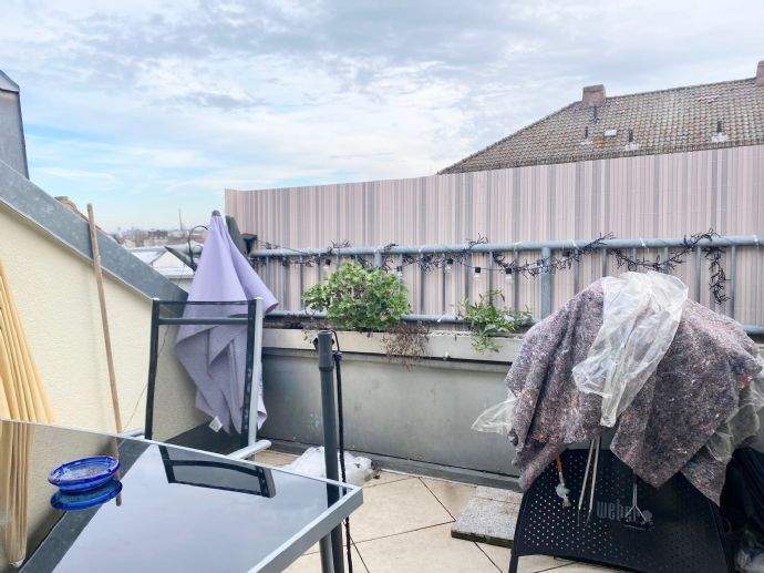 Etagenwohnung Fürth Weikershof - 3 Zimmer, 92 m&sup2;, 990&euro; | Angebot:26796666