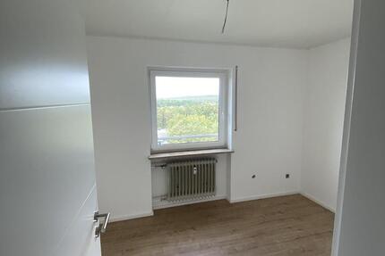 Moderne 3-Zimmer Wohnung mit Balkon im 11. OG in Röthenbach a.d. Pegnitz 3 zimmer
