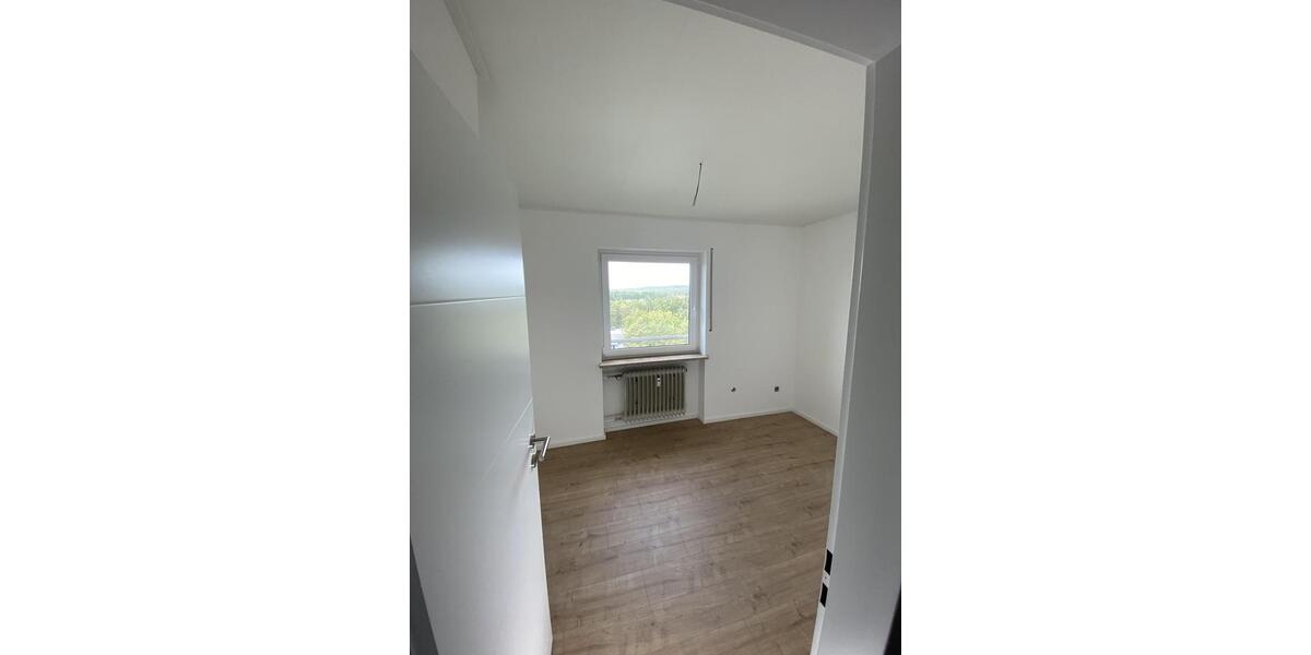 Moderne 3-Zimmer Wohnung mit Balkon im 11. OG in Röthenbach a.d. Pegnitz 3 zimmer