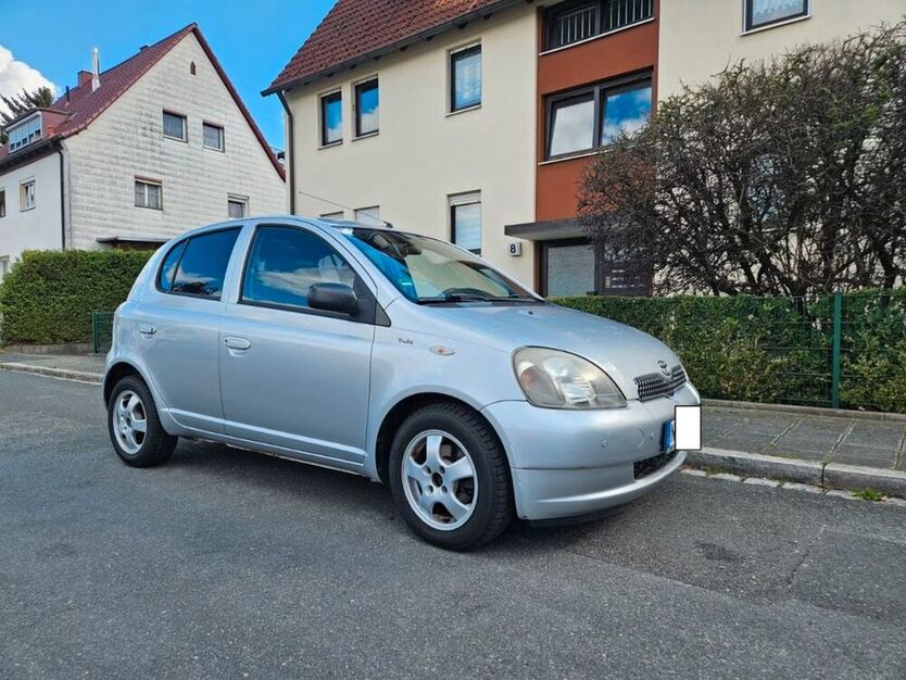 Yaris