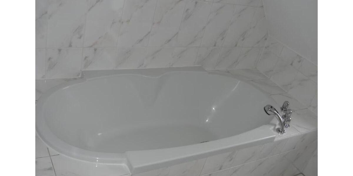 Traum Maisonettewohnung teilmöbliert mit 3 Balkonen, Einbauküche 3 zimmer