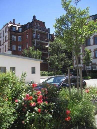 Etagenwohnung Nürnberg St Johannis - 3 Zimmer, 95 m&sup2;, 1.400&euro; | Angebot:26894502