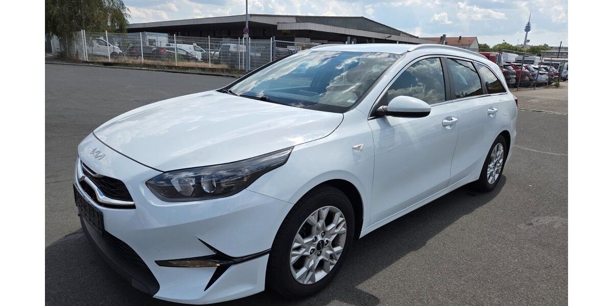 Kia ceed Sportswagon 131.000 km 9.990 &euro; Nürnberg 90439