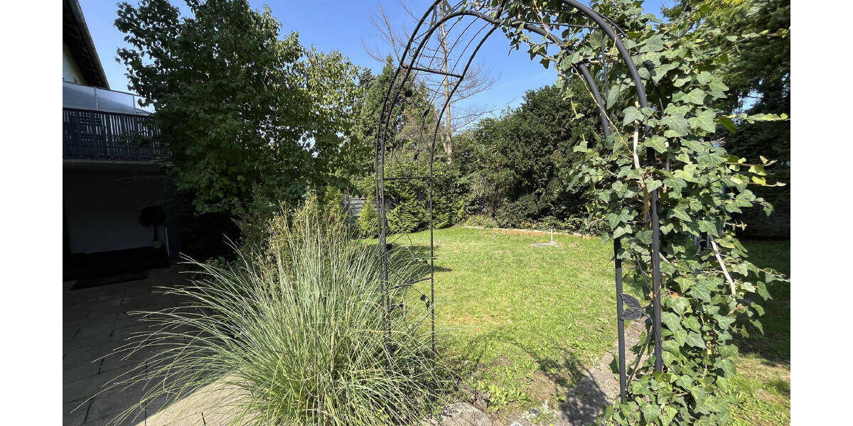 Mehrfamilienhaus, Wohnhaus Erlangen Bruck - 8 Zimmer, 169 m&sup2;, 890.000&euro; | Angebot:25671810