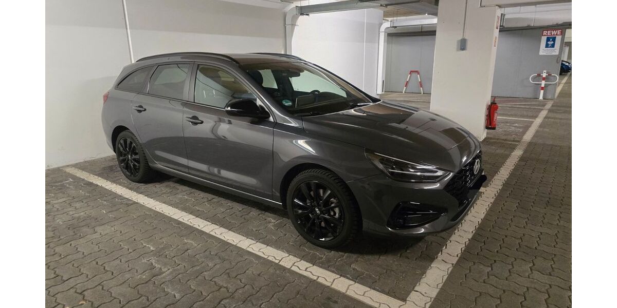 Hyundai i30 16.000 km 20.000 &euro; Langensendelbach 91094