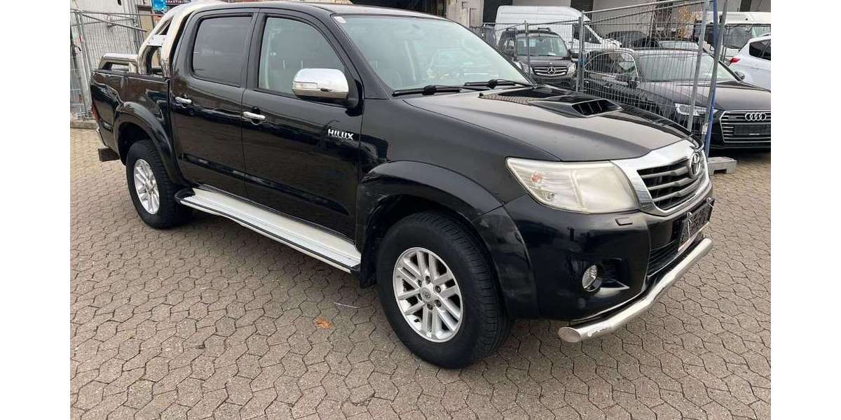 Toyota Hilux 160.000 km 14.999 € Nürnberg 90431