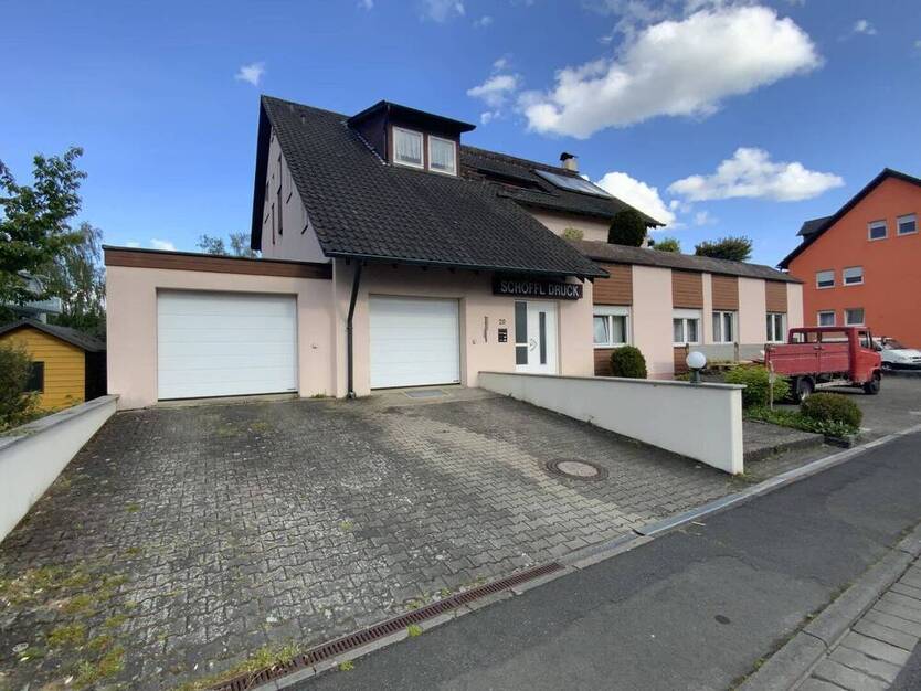 Großes Wohn- und Geschäftshaus in zentraler Lage in Forchheim
