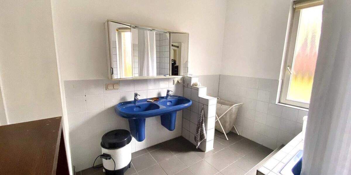 Etagenwohnung Zirndorf - 4 Zimmer, 115 m&sup2;, 249.000&euro; | Angebot:25734054