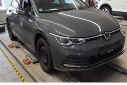 VW Golf 43.693 km 21.703 &euro; Nürnberg 90411