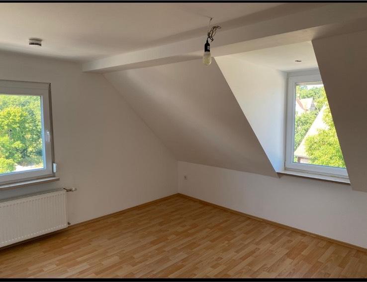 Dachgeschoßwohnung Nürnberg Holzheim - 2 Zimmer, 46 m&sup2;, 770&euro; | Angebot:25642038