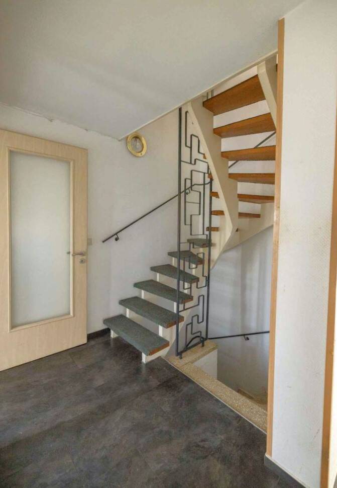 Ruhige Lage: RMH in Nbg.-Laufamholz Nähe S-Bahn-Haltestelle Haus kaufen