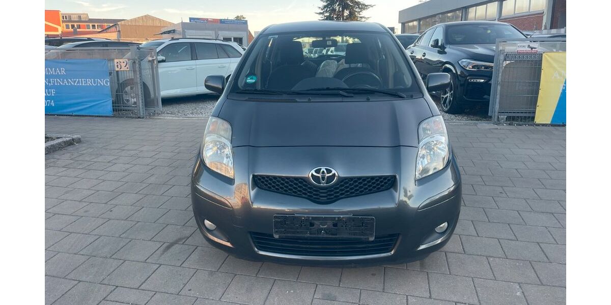 Toyota Yaris 170.013 km 5.499 &euro; Fürth 90763