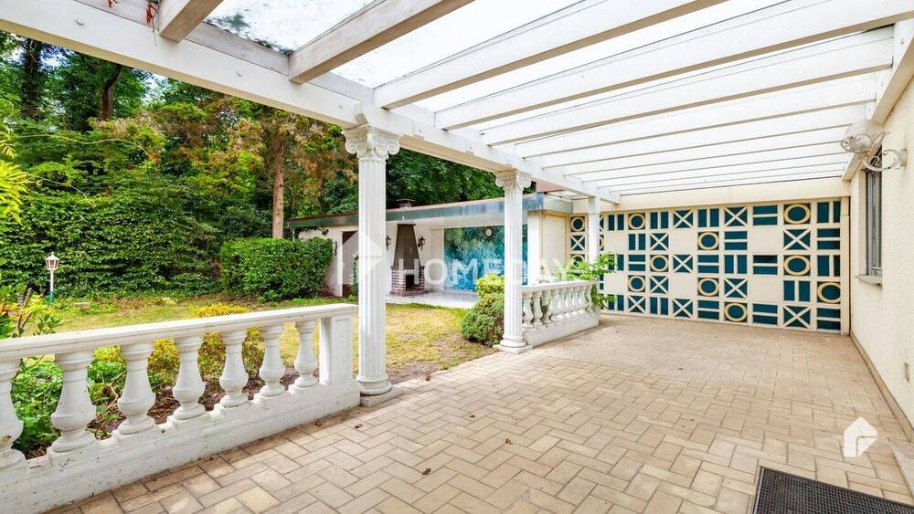 TOLLES HAUS IN BESTER LAGE, mit Hallenbad, Sauna, ca. 200m², 6 Zi., großes Grdst., Zerzabelshof 6 zimmer