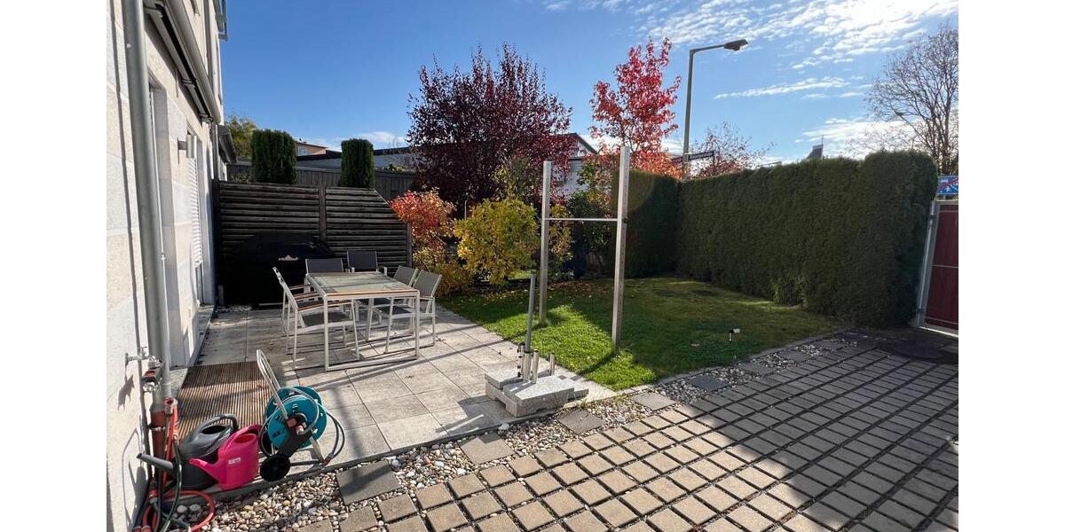 Schöne 5-Zimmer-Doppelhaushälfte in Nürnberg Worzeldorf 5 zimmer