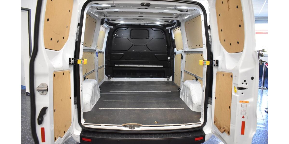 Ford Transit Custom 125.735 km 15.870 &euro; Nürnberg 90431