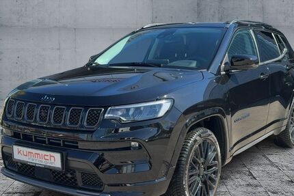 Jeep Compass 29.325 km 23.700 &euro; Fürth 90763