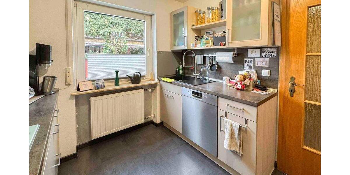 Platz für die ganze Familie - gepflegtes Reihenmittelhaus mit 6 Zimmern 6 zimmer