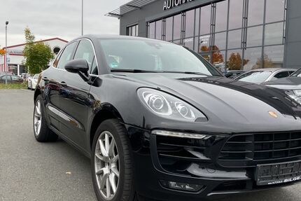 Porsche Macan 178.000 km 28.778 € Fürth 90763
