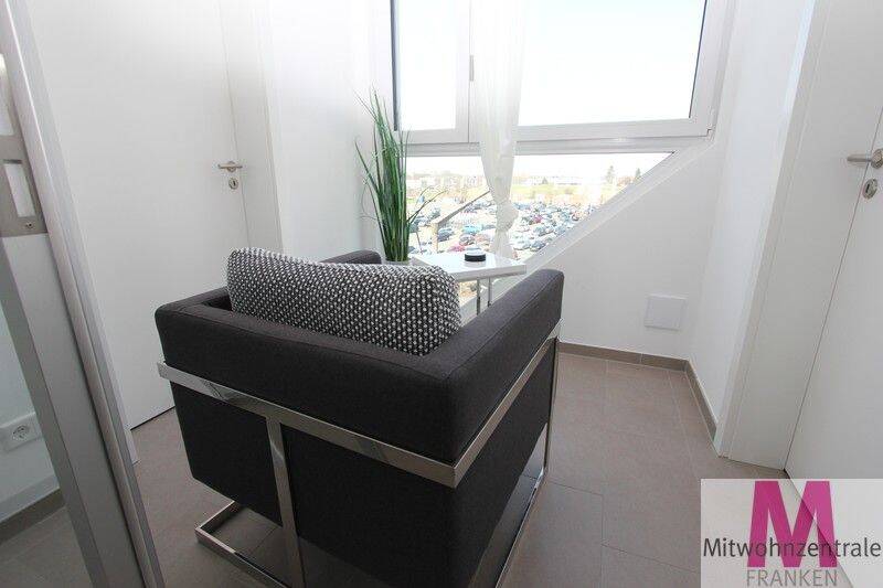 Etagenwohnung Nürnberg Thon - 4 Zimmer, 100 m&sup2;, 1.900&euro; | Angebot:26318710