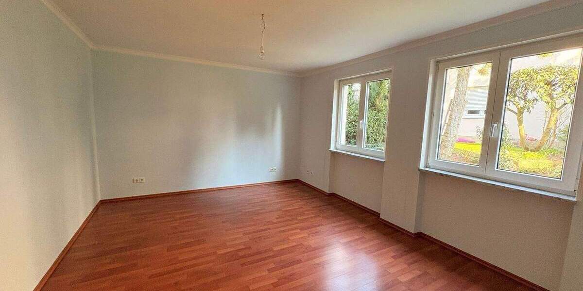 Etagenwohnung Nürnberg Gaismannshof - 4 Zimmer, 145 m&sup2;, 2.000&euro; | Angebot:26247587