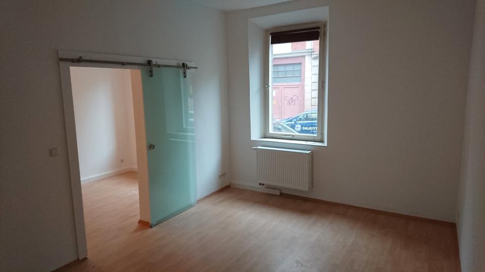 Erdgeschoßwohnung Nürnberg Gleißhammer - 2.5 Zimmer, 64 m&sup2;, 775&euro; | Angebot:26104136