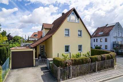 Haus Stein bei Nürnberg - 5 Zimmer, 128 m&sup2;, 499.000&euro; | Angebot:27122461