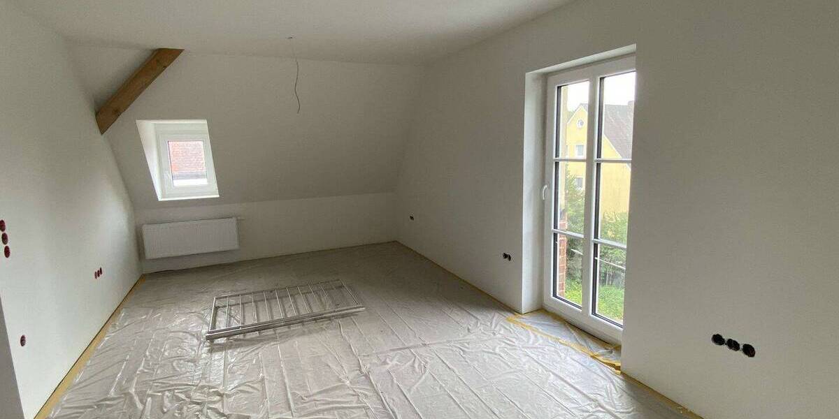 Etagenwohnung Forchheim - 5 Zimmer, 193 m&sup2;, 1.985&euro; | Angebot:26065272