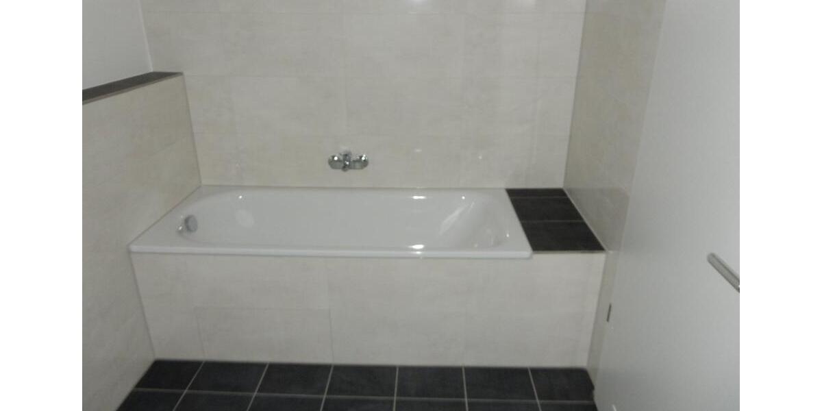 Erdgeschoßwohnung Nürnberg Langwasser - 3 Zimmer, 80 m&sup2;, 1.280&euro; | Angebot:27596600