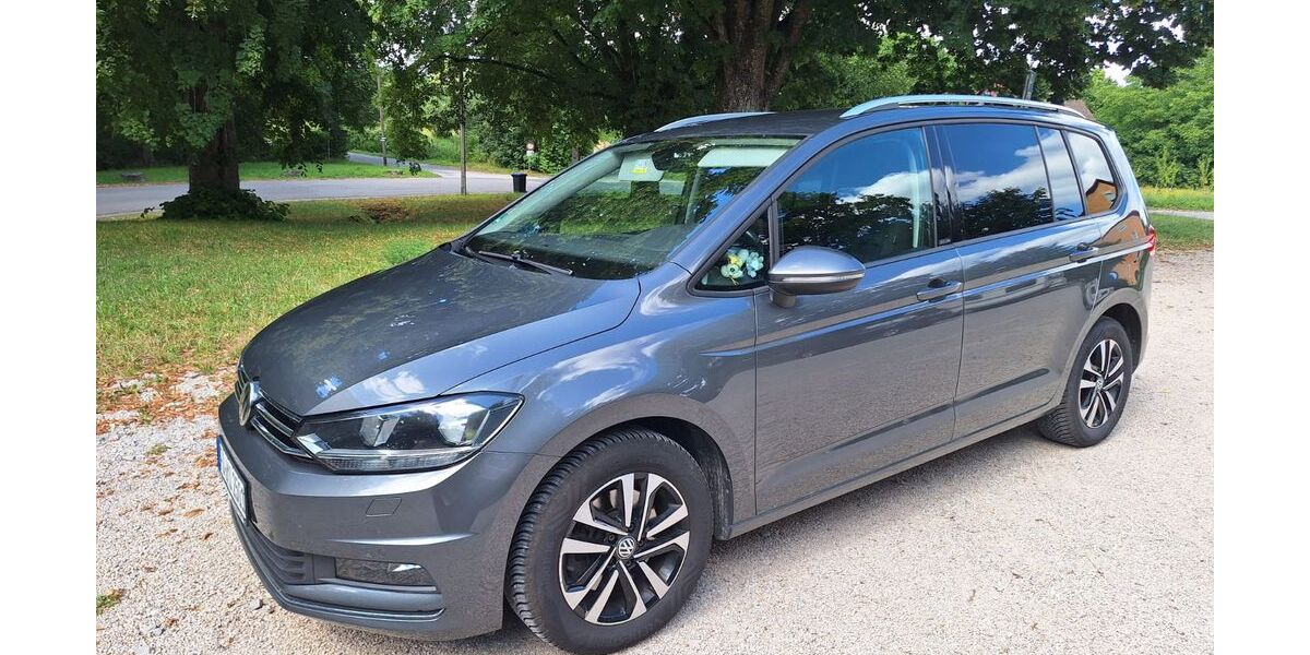 VW Touran 127.000 km 18.990 &euro; Igensdorf 91338