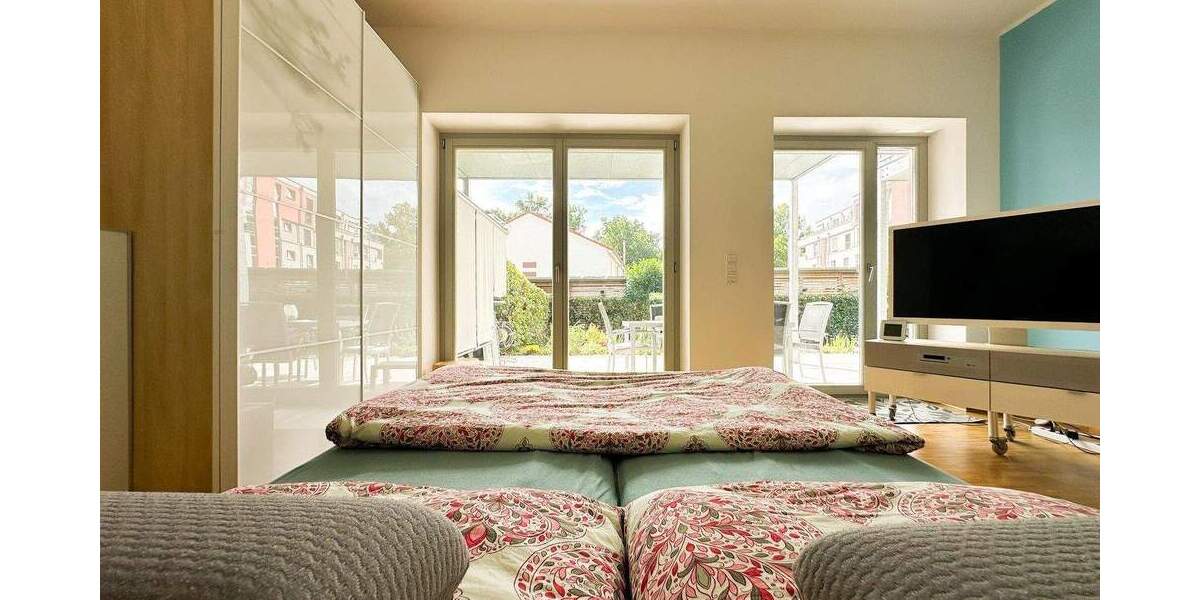 Exklusive EG-Wohnung mit Hauscharakter: 46 m² überdachte Terrasse, Garten, A+ Energie, 2 Carports 4 zimmer