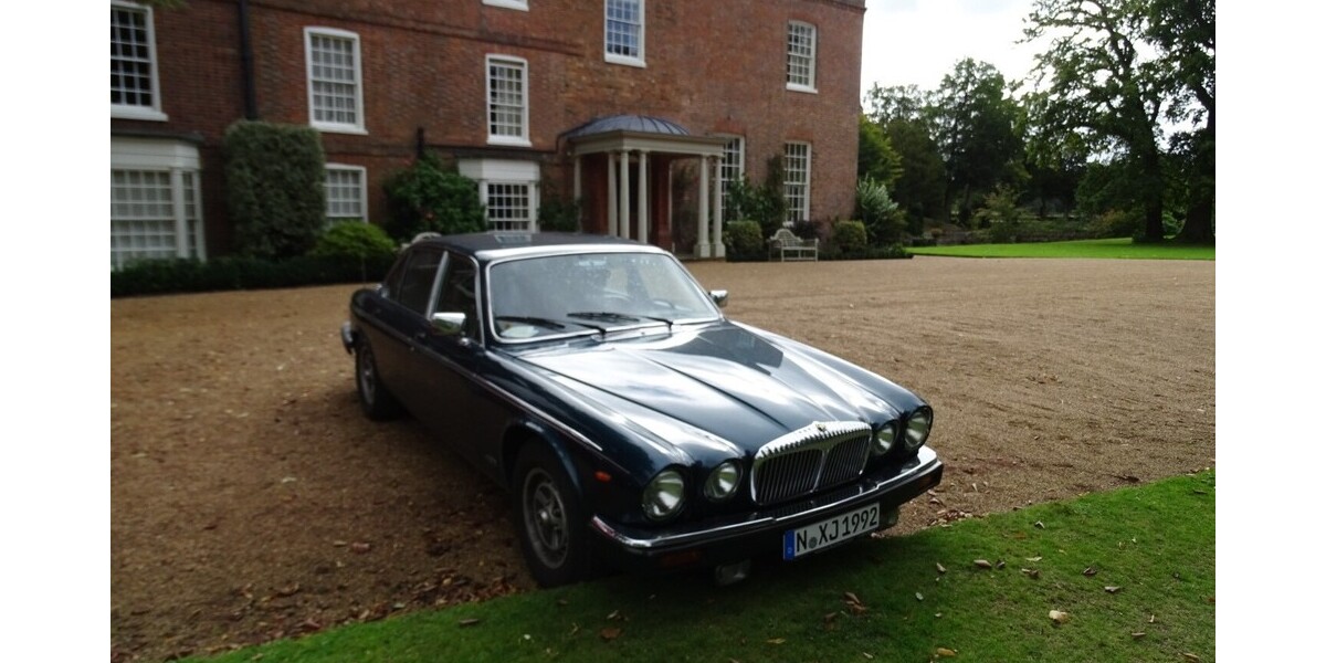 Jaguar XJ12 59.000 km 19.900 € Zirndorf 90513