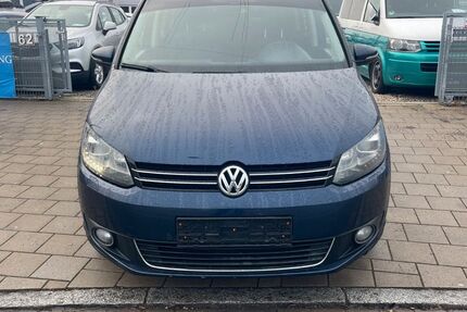 VW Touran 305.813 km 5.999 &euro; Fürth 90763