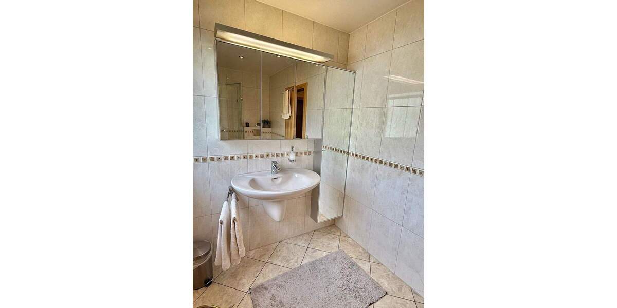 Doppelhaushälfte Zirndorf Weiherhof - 4 Zimmer, 93 m&sup2;, 445.000&euro; | Angebot:25797924