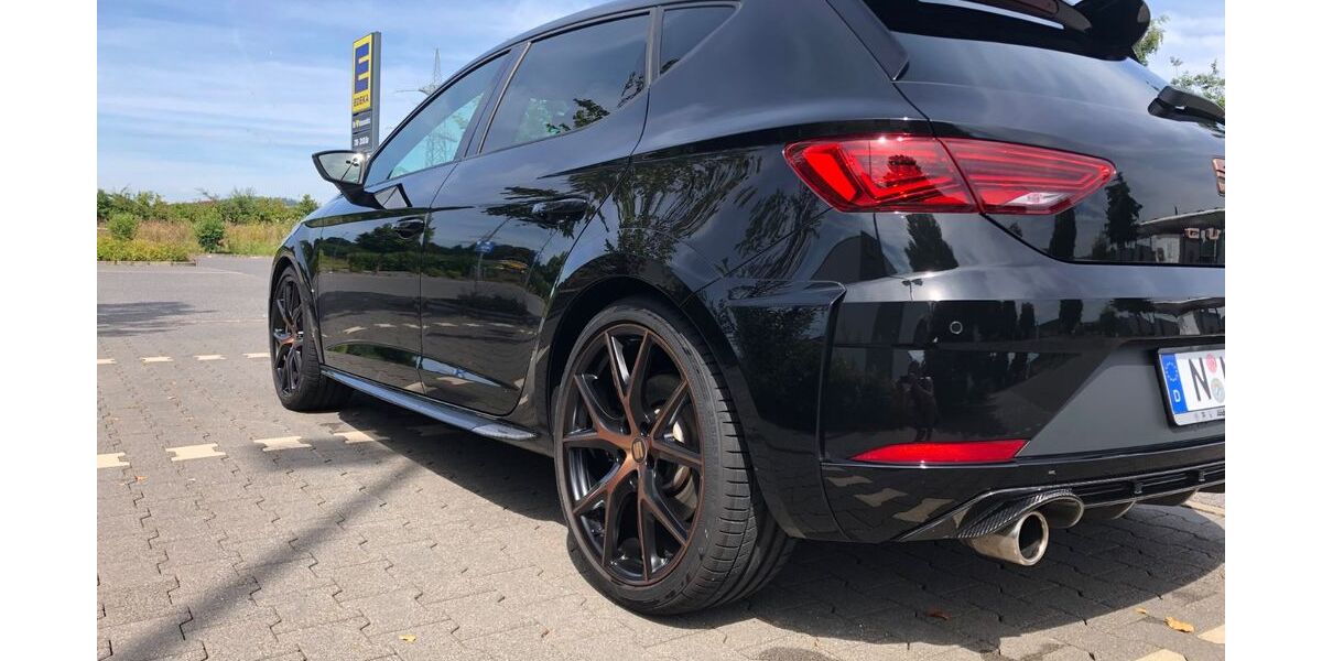 Seat Leon 100.300 km 26.699 &euro; Nürnberg 90489