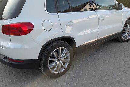 VW Tiguan 162.000 km 11.900 &euro; Altdorf 90518
