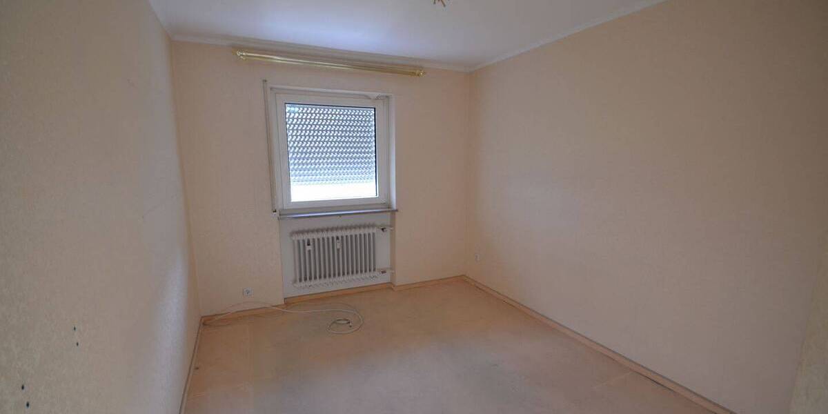Etagenwohnung Schwabach Forsthof - 4 Zimmer, 90 m&sup2;, 290.000&euro; | Angebot:26695203