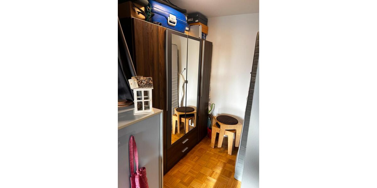 Dachgeschoßwohnung Erlangen Am Anger - 1.5 Zimmer, 33 m&sup2;, 570&euro; | Angebot:26413586