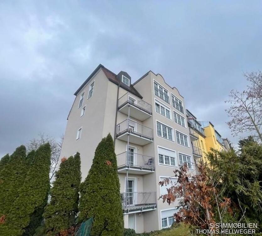 gepflegte 2-Zimmer-Wohnung mit Balkon & EBK – sofort bezugsfrei zimmer