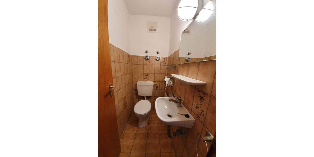 Etagenwohnung Erlangen Alterlangen - 3 Zimmer, 80 m&sup2;, 210.000&euro; | Angebot:24484976