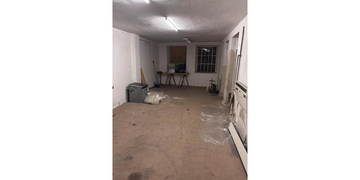 Lagerraum (Marktplatz) von Lauf an der Pegnitz zu vermieten! zimmer