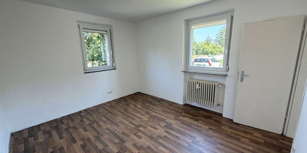 Etagenwohnung Nürnberg Almoshof - 2 Zimmer, 35 m&sup2;, 355&euro; | Angebot:27647371
