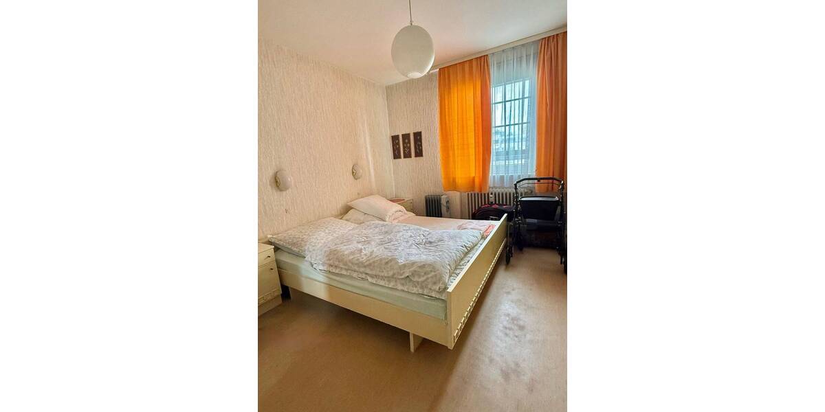 Etagenwohnung Fürth Nordstadt - 3 Zimmer, 74 m&sup2;, 210.000&euro; | Angebot:26841033