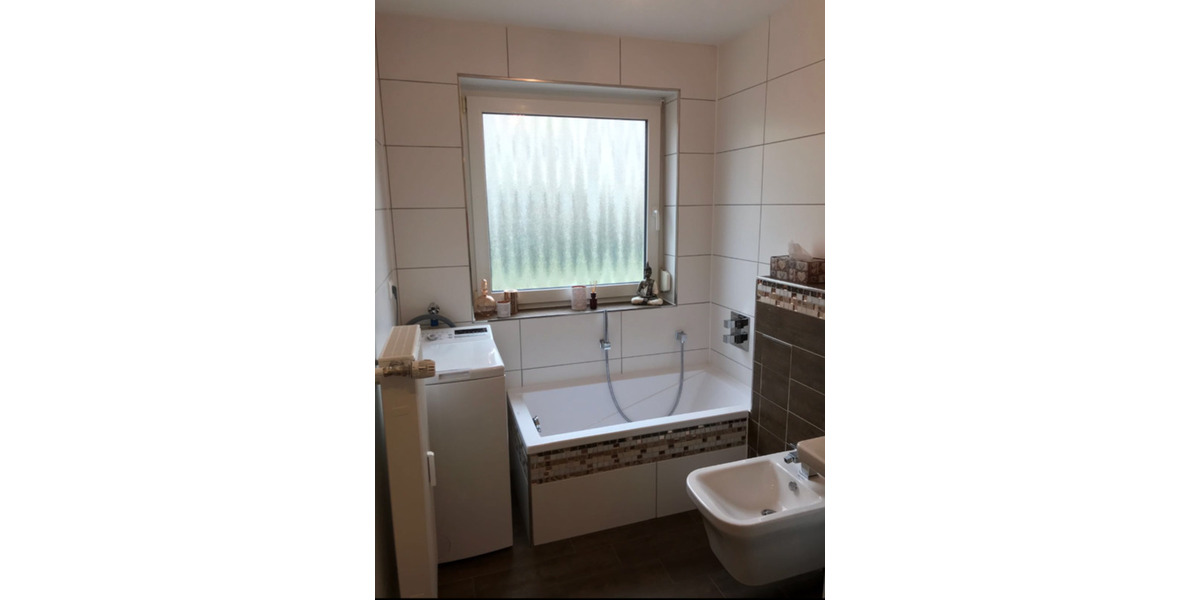 4-Zi.-Whg mit Balkon und Keller in ruhiger Lage in Herzogenaurach 4 zimmer