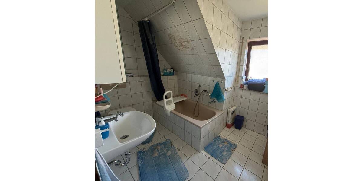 Doppelhaushälfte Heroldsbach - 4 Zimmer, 93 m&sup2;, 447.000&euro; | Angebot:26909635