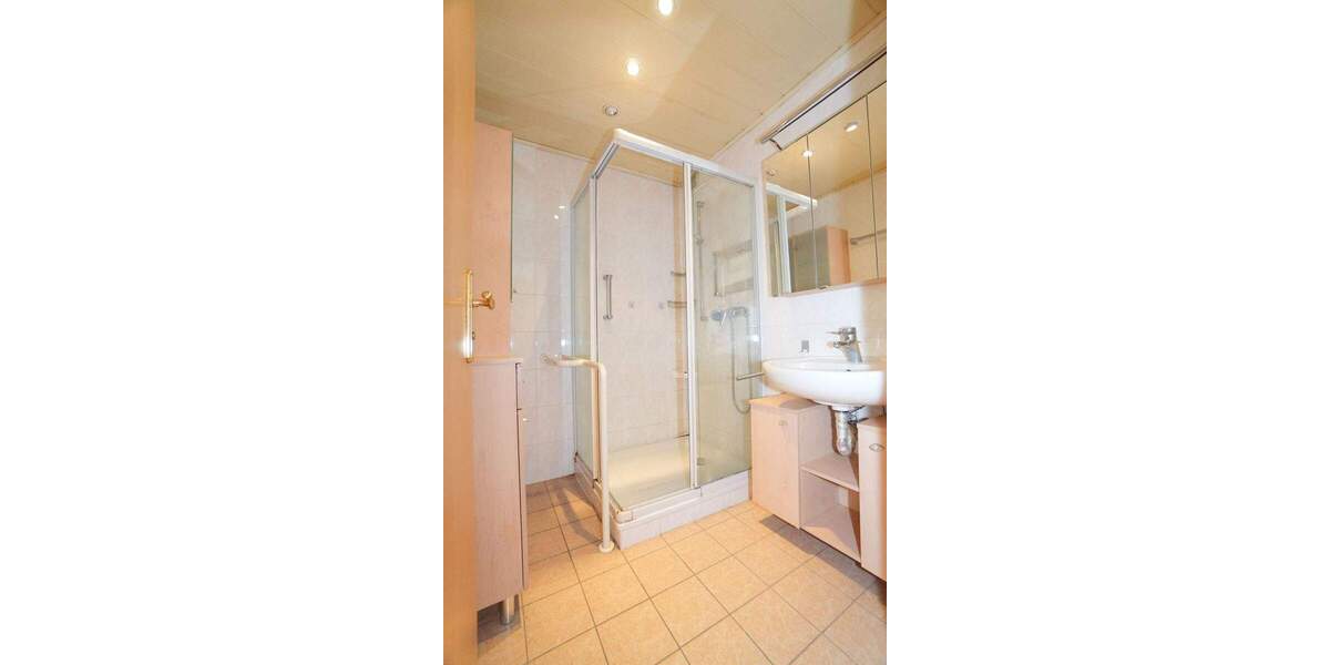 Etagenwohnung Erlangen Büchenbach - 3 Zimmer, 83 m&sup2;, 279.000&euro; | Angebot:25779564