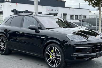 Porsche Cayenne 24.854 km 118.999 € Nürnberg 90431