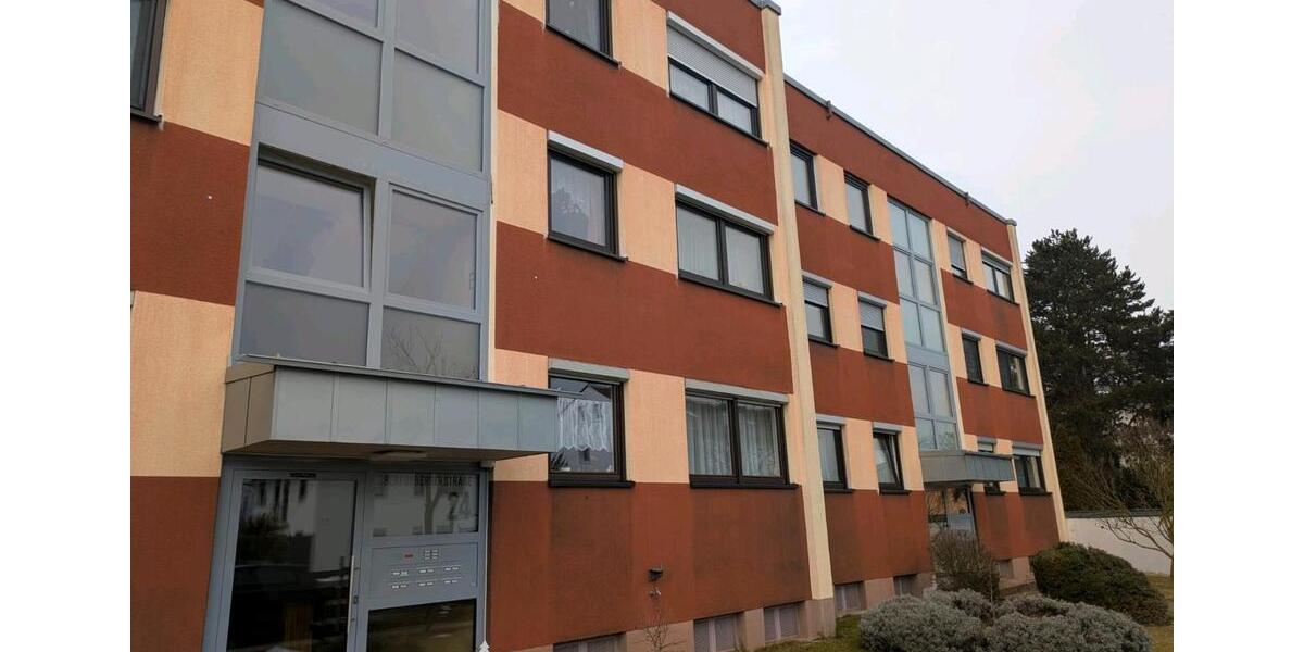 Dachgeschoßwohnung Fürth Südstadt - 2 Zimmer, 64 m&sup2;, 249.000&euro; | Angebot:24830429