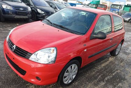 Renault Clio 138.549 km 3.799 &euro; Nürnberg 90431