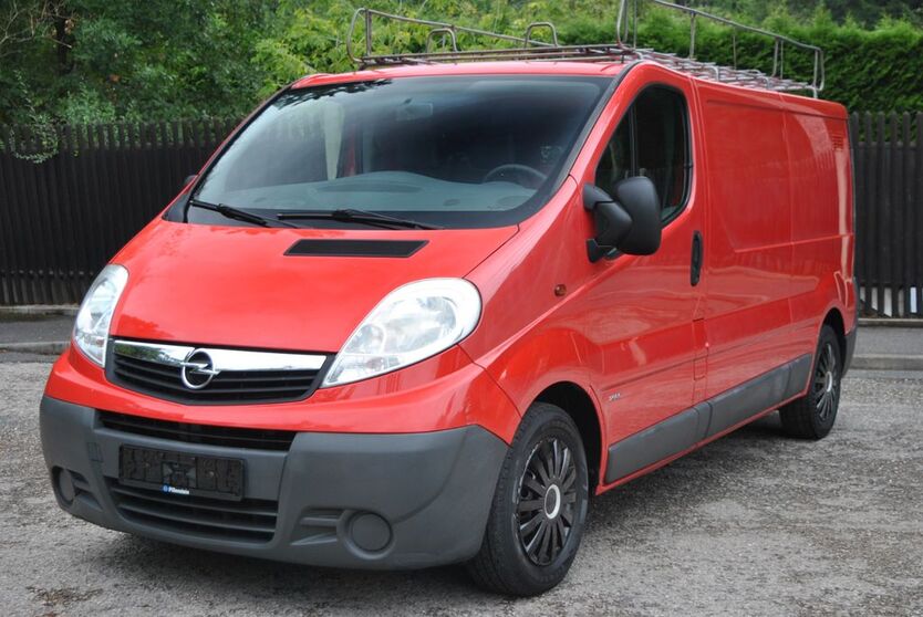 Opel Vivaro 191.000 km 4.250 € Nürnberg 90429