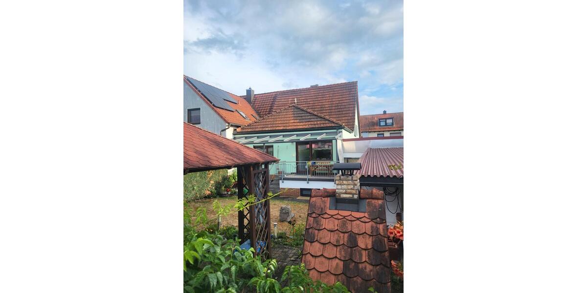 Doppelhaushälfte Erlangen Bruck - 4 Zimmer, 110 m&sup2;, 480.000&euro; | Angebot:27600753